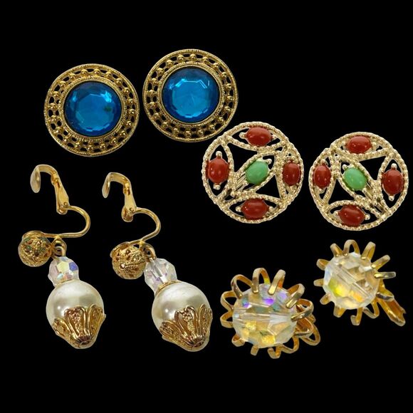 Lot of 4 Modern to MCM Retro Clip on Earrings Sarah Coventry Acapulco & Unmarked - Picture 4 of 16